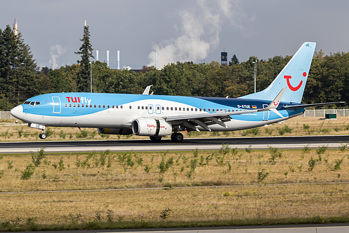 TUI fly Deutschland Boeing 737-800 D-ATUE at Frankfurt am Main International Airport (EDDF/FRA)