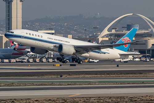China Southern Airlines Boeing 777F B-2071 at Los Angeles International Airport (KLAX/LAX)