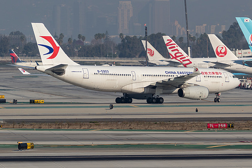 China Eastern Airlines Airbus A330-200 B-5903 at Los Angeles International Airport (KLAX/LAX)