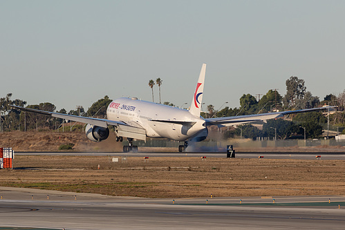China Eastern Airlines Boeing 777-300ER B-7883 at Los Angeles International Airport (KLAX/LAX) China Eastern Airlines Boeing 777-300ER B-7883 at Los Angeles International Airport (KLAX/LAX)