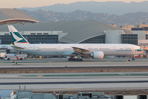 Cathay Pacific Boeing 777-300ER B-KPP at Los Angeles International Airport (KLAX/LAX) Cathay Pacific Boeing 777-300ER B-KPP at Los Angeles International Airport (KLAX/LAX)