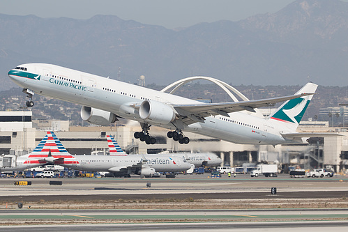 Cathay Pacific Boeing 777-300ER B-KQE at Los Angeles International Airport (KLAX/LAX) Cathay Pacific Boeing 777-300ER B-KQE at Los Angeles International Airport (KLAX/LAX)