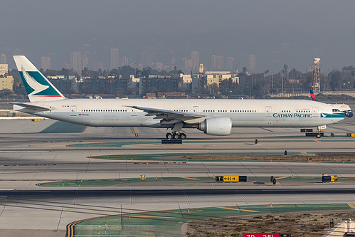 Cathay Pacific Boeing 777-300ER B-KQW at Los Angeles International Airport (KLAX/LAX) Cathay Pacific Boeing 777-300ER B-KQW at Los Angeles International Airport (KLAX/LAX)