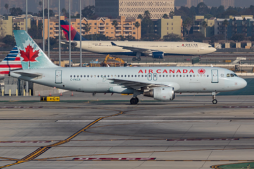 Air Canada Airbus A320-200 C-FKCR at Los Angeles International Airport (KLAX/LAX) Air Canada Airbus A320-200 C-FKCR at Los Angeles International Airport (KLAX/LAX)