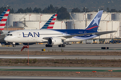 LATAM Chile Boeing 787-8 CC-BBB at Los Angeles International Airport (KLAX/LAX)