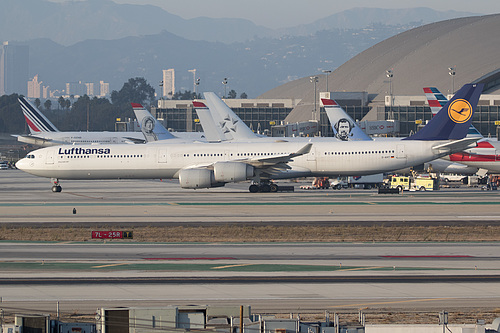 Lufthansa Airbus A340-600 D-AIHT at Los Angeles International Airport (KLAX/LAX)