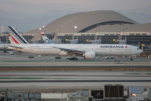 Air France Boeing 777-300ER F-GZND at Los Angeles International Airport (KLAX/LAX)