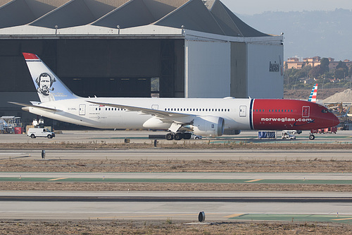 Norwegian Air UK Boeing 787-9 G-CKKL at Los Angeles International Airport (KLAX/LAX)