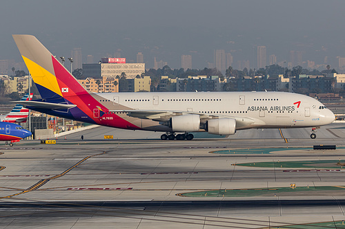 Asiana Airlines Airbus A380-800 HL7635 at Los Angeles International Airport (KLAX/LAX) Asiana Airlines Airbus A380-800 HL7635 at Los Angeles International Airport (KLAX/LAX)