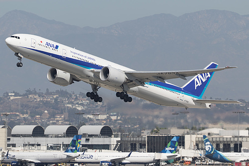 All Nippon Airways Boeing 777-300ER JA783A at Los Angeles International Airport (KLAX/LAX) All Nippon Airways Boeing 777-300ER JA783A at Los Angeles International Airport (KLAX/LAX)