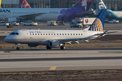 SkyWest Airlines Embraer ERJ-175 N105SY at Los Angeles International Airport (KLAX/LAX) SkyWest Airlines Embraer ERJ-175 N105SY at Los Angeles International Airport (KLAX/LAX)