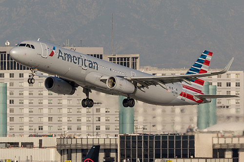 American Airlines Airbus A321-200 N107NN at Los Angeles International Airport (KLAX/LAX)