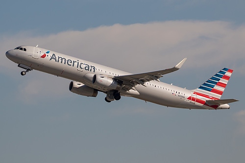 American Airlines Airbus A321-200 N109NN at Los Angeles International Airport (KLAX/LAX)