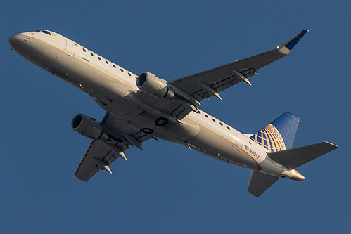 SkyWest Airlines Embraer ERJ-175 N119SY at Los Angeles International Airport (KLAX/LAX)