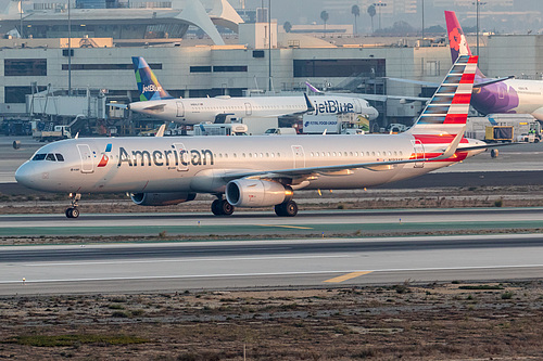 American Airlines Airbus A321-200 N133AN at Los Angeles International Airport (KLAX/LAX)