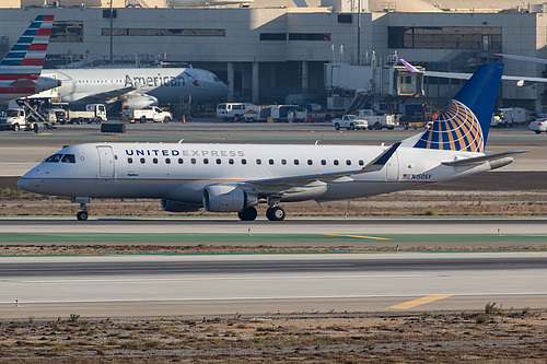 SkyWest Airlines Embraer ERJ-175 N150SY at Los Angeles International Airport (KLAX/LAX)