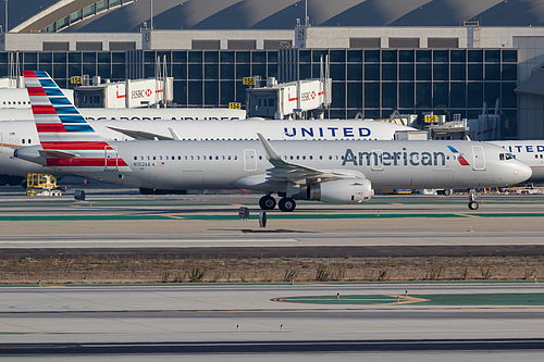 American Airlines Airbus A321-200 N152AA at Los Angeles International Airport (KLAX/LAX)