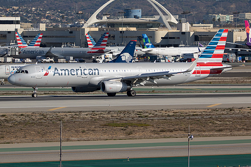 American Airlines Airbus A321-200 N157AA at Los Angeles International Airport (KLAX/LAX)