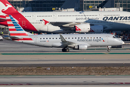 Compass Airlines Embraer ERJ-175 N202NN at Los Angeles International Airport (KLAX/LAX)