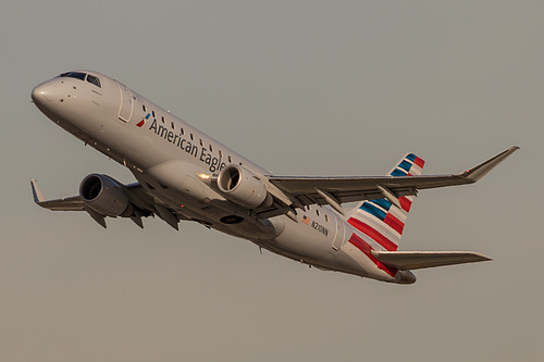 Compass Airlines Embraer ERJ-175 N210NN at Los Angeles International Airport (KLAX/LAX)