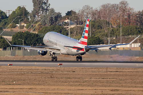 Compass Airlines Embraer ERJ-175 N212NN at Los Angeles International Airport (KLAX/LAX) Compass Airlines Embraer ERJ-175 N212NN at Los Angeles International Airport (KLAX/LAX)
