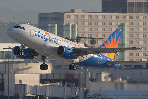 Allegiant Air Airbus A319-100 N308NV at Los Angeles International Airport (KLAX/LAX)