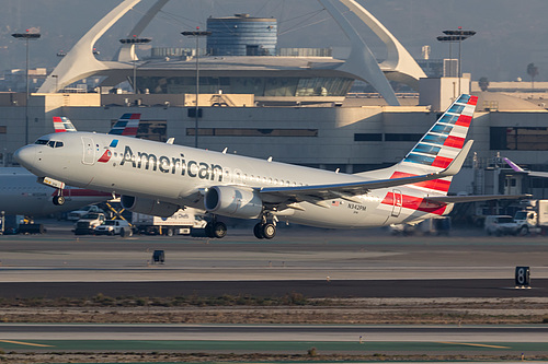 American Airlines Boeing 737-800 N342PM at Los Angeles International Airport (KLAX/LAX) American Airlines Boeing 737-800 N342PM at Los Angeles International Airport (KLAX/LAX)
