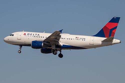 Delta Air Lines Airbus A319-100 N359NB at Los Angeles International Airport (KLAX/LAX) Delta Air Lines Airbus A319-100 N359NB at Los Angeles International Airport (KLAX/LAX)