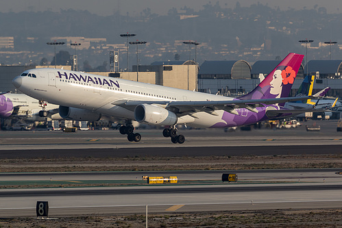 Hawaiian Airlines Airbus A330-200 N379HA at Los Angeles International Airport (KLAX/LAX) Hawaiian Airlines Airbus A330-200 N379HA at Los Angeles International Airport (KLAX/LAX)