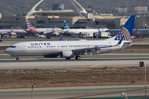 United Airlines Boeing 737-900ER N38479 at Los Angeles International Airport (KLAX/LAX) United Airlines Boeing 737-900ER N38479 at Los Angeles International Airport (KLAX/LAX)