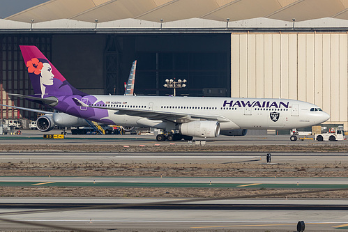 Hawaiian Airlines Airbus A330-200 N392HA at Los Angeles International Airport (KLAX/LAX) Hawaiian Airlines Airbus A330-200 N392HA at Los Angeles International Airport (KLAX/LAX)