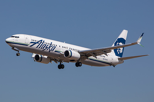 Alaska Airlines Boeing 737-900ER N478AS at Los Angeles International Airport (KLAX/LAX) Alaska Airlines Boeing 737-900ER N478AS at Los Angeles International Airport (KLAX/LAX)