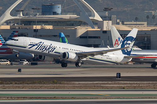 Alaska Airlines Boeing 737-900ER N479AS at Los Angeles International Airport (KLAX/LAX)