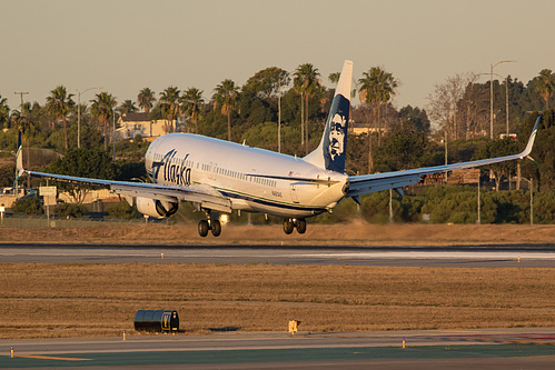 Alaska Airlines Boeing 737-900ER N481AS at Los Angeles International Airport (KLAX/LAX) Alaska Airlines Boeing 737-900ER N481AS at Los Angeles International Airport (KLAX/LAX)