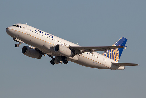 United Airlines Airbus A320-200 N491UA at Los Angeles International Airport (KLAX/LAX)