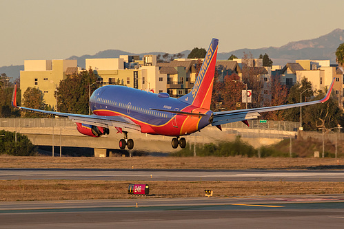 Southwest Airlines Boeing 737-700 N494WN at Los Angeles International Airport (KLAX/LAX)