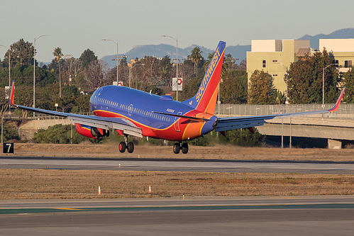 Southwest Airlines Boeing 737-700 N499WN at Los Angeles International Airport (KLAX/LAX) Southwest Airlines Boeing 737-700 N499WN at Los Angeles International Airport (KLAX/LAX)