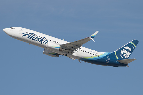 Alaska Airlines Boeing 737-800 N519AS at Los Angeles International Airport (KLAX/LAX)