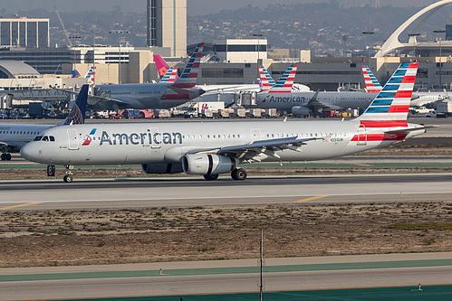 American Airlines Airbus A321-200 N551UW at Los Angeles International Airport (KLAX/LAX)