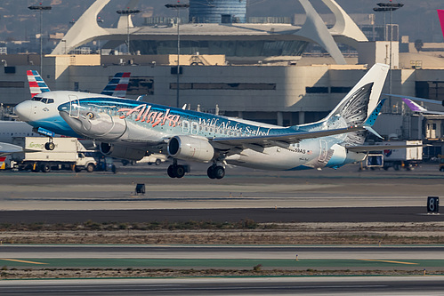 Alaska Airlines Boeing 737-800 N559AS at Los Angeles International Airport (KLAX/LAX)