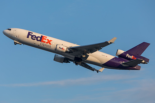 FedEx McDonnell Douglas MD-11F N576FE at Los Angeles International Airport (KLAX/LAX)