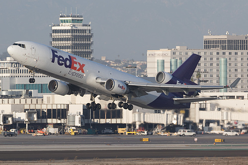 FedEx McDonnell Douglas MD-11F N585FE at Los Angeles International Airport (KLAX/LAX)