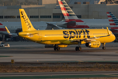 Spirit Airlines Airbus A321-200 N672NK at Los Angeles International Airport (KLAX/LAX)