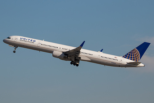 United Airlines Boeing 757-300 N73860 at Los Angeles International Airport (KLAX/LAX) United Airlines Boeing 757-300 N73860 at Los Angeles International Airport (KLAX/LAX)