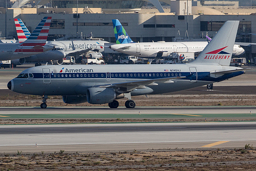 American Airlines Airbus A319-100 N745VJ at Los Angeles International Airport (KLAX/LAX)