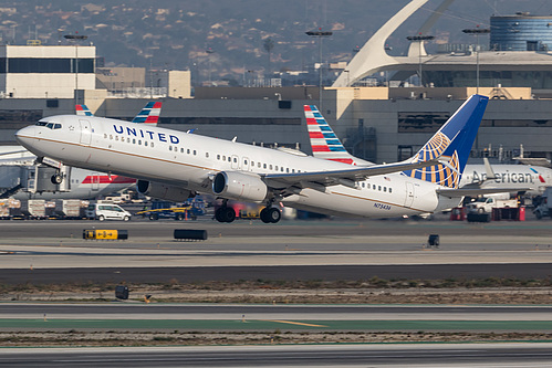 United Airlines Boeing 737-900ER N75436 at Los Angeles International Airport (KLAX/LAX) United Airlines Boeing 737-900ER N75436 at Los Angeles International Airport (KLAX/LAX)