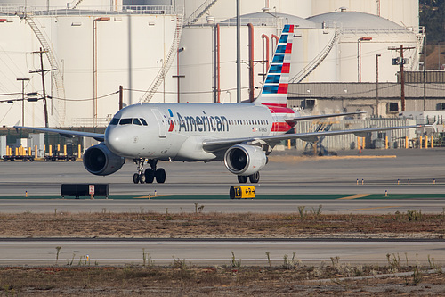 American Airlines Airbus A319-100 N769US at Los Angeles International Airport (KLAX/LAX)