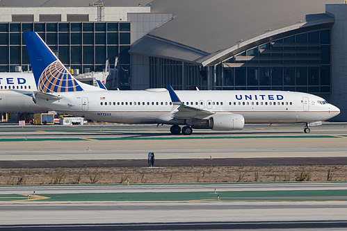 United Airlines Boeing 737-800 N77535 at Los Angeles International Airport (KLAX/LAX) United Airlines Boeing 737-800 N77535 at Los Angeles International Airport (KLAX/LAX)