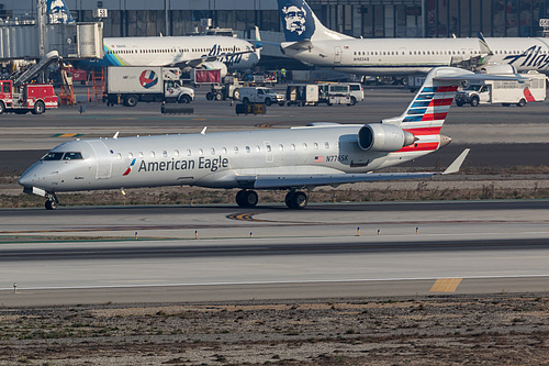 SkyWest Airlines Canadair CRJ-700 N776SK at Los Angeles International Airport (KLAX/LAX)