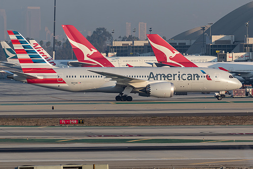American Airlines Boeing 787-8 N817AN at Los Angeles International Airport (KLAX/LAX) American Airlines Boeing 787-8 N817AN at Los Angeles International Airport (KLAX/LAX)
